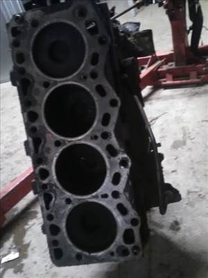 FIAT DUCATO 94-02 Motor, diesel fűzött blokk hengerfej nélkül