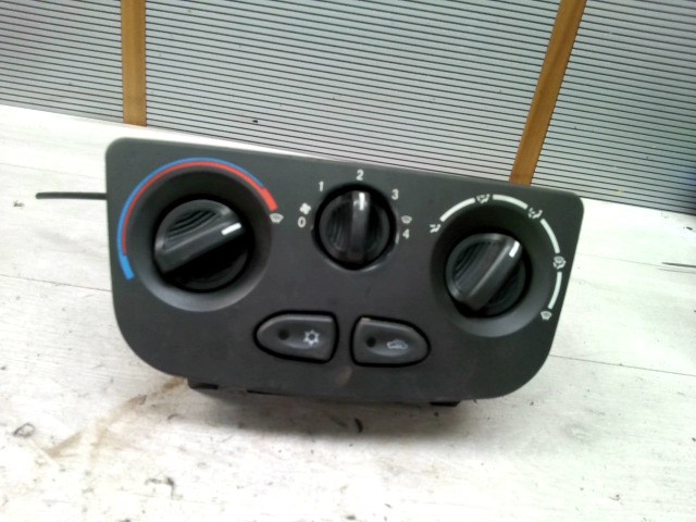 LANCIA Y   96- Fűtés vezérlő panel 1. kép