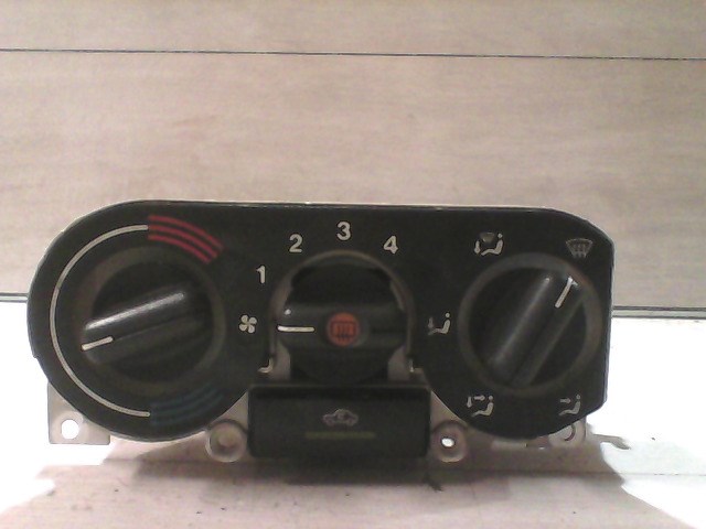 OPEL ASTRA F 94-02 Fűtés vezérlő panel 1. kép