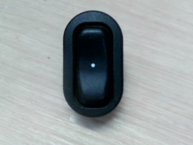 OPEL ASTRA G 97-04 Jobb első ablakemelő kapcsoló 1. kép