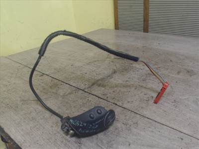 RENAULT MEGANE 95-99 Rádió kapcsoló