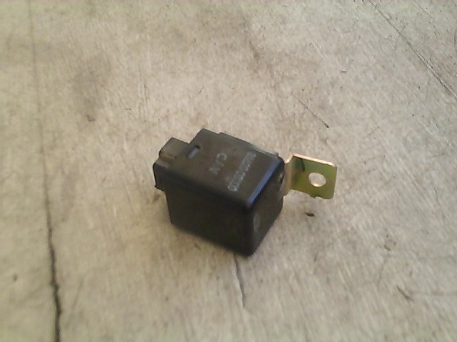 SSANGYONG ACTYON SPORT 2005-2010 Relé 1. kép