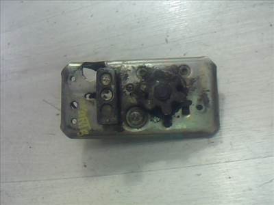 WARTBURG 1,3 Bal hátsó ajtó zárszerkezet mechanikus