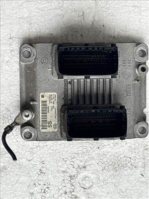 Opel Corsa C  2000-2006 Motorvezérlő     Z12XEP 55352622