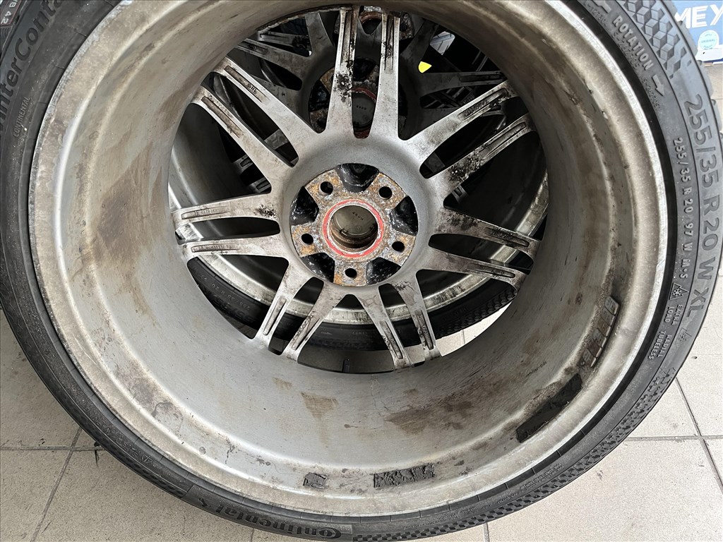  5x112 lyukosztású 9JJ 20" használt alufelni 7. kép