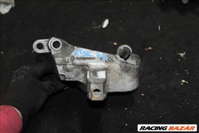 Renault Mégane  2013 1.5D K9K636 féltengely taetó konzol 8200371715 E