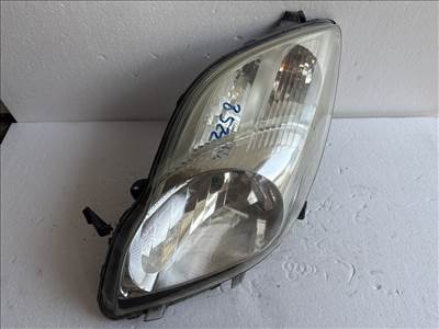 8522 Toyota Yaris II. 2005-2011 Bal első  Lámpa Fényszóró 89903228