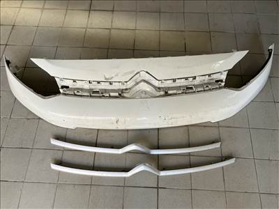 Citroen Jumpy lökhárító díszléccel