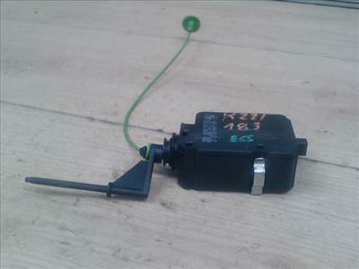 BMW E65 02.09.01-08.09.30 Központizár motor tankajtóhoz