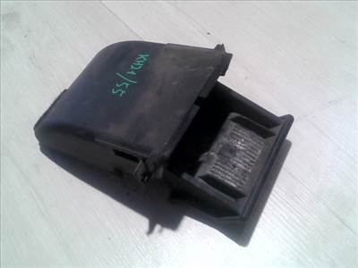 CITROEN SAXO -99 Hamutartó első