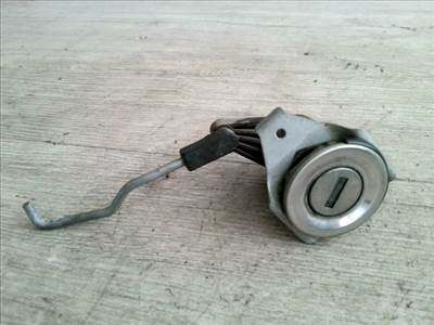 FIAT PUNTO II. Jobb első ajtó dugózár