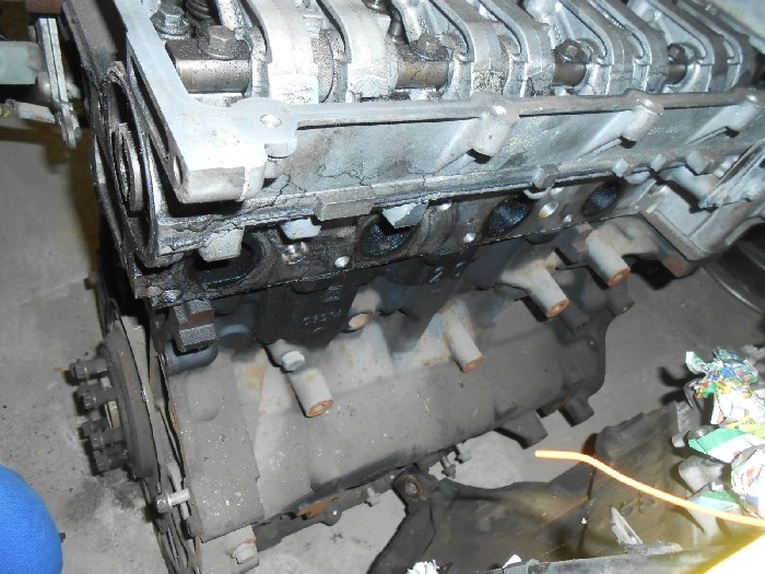 FORD MONDEO 01-07 Motor, diesel fűzött blokk hengerfejjel 1. kép