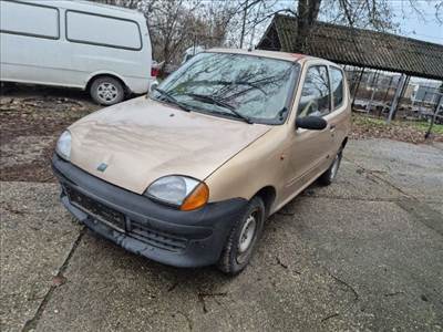 Fiat Seicento 0.9i géptető 