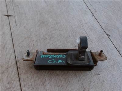 MAZDA 6 02-05 Csomagtartó nyitó gomb