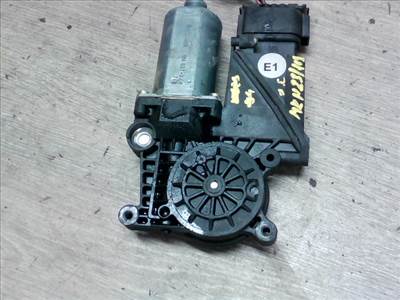 MERCEDES A160 Jobb első ablakemelő motor