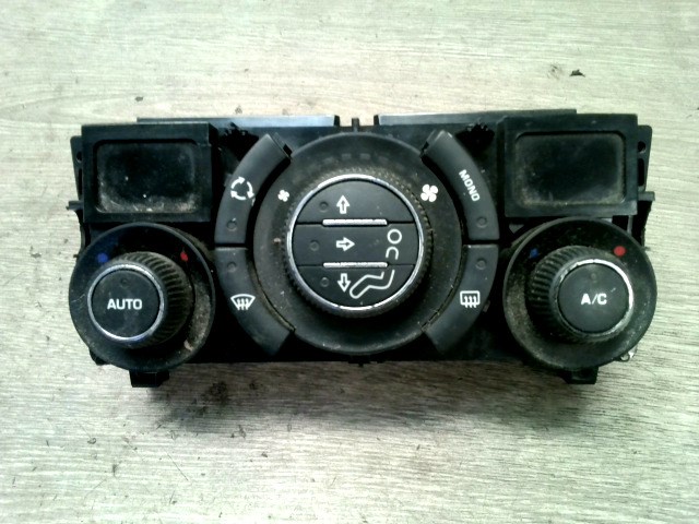 PEUGEOT 308 07.09-11.04 Fűtés vezérlő panel 1. kép