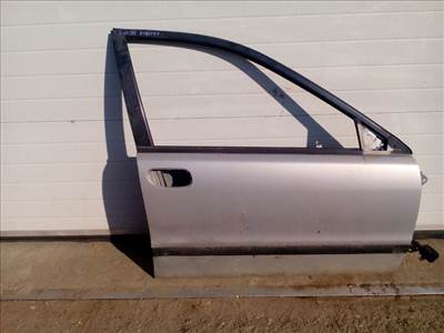 VOLVO S40 Jobb első ajtó.