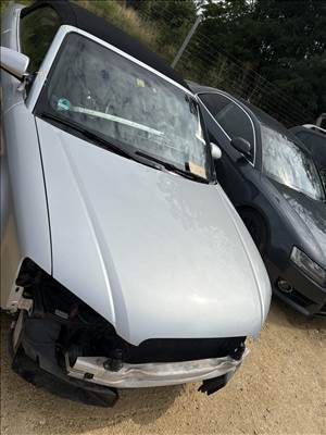 Audi A4 (B6/B7) Cabriolet 3.0 motorháztető 