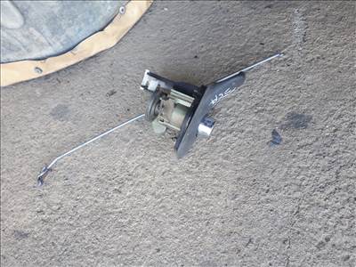 Opel Astra F 1998 sedan csomagtér nyitógomb kulcs nélkül 