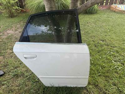 Audi A4 (B6/B7) Jobb hátsó ajtó 