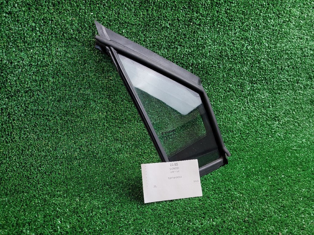 SUZUKI SX4 S-Cross Jobb első Fixüveg (Ajtóban) 43R00351 8461461m00 1. kép