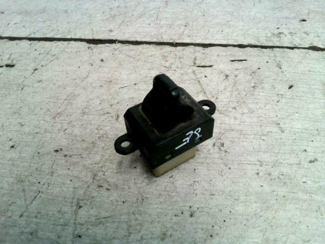 CHRYSLER VOYAGER 96-01 Jobb első ablakemelő kapcsoló 1. kép