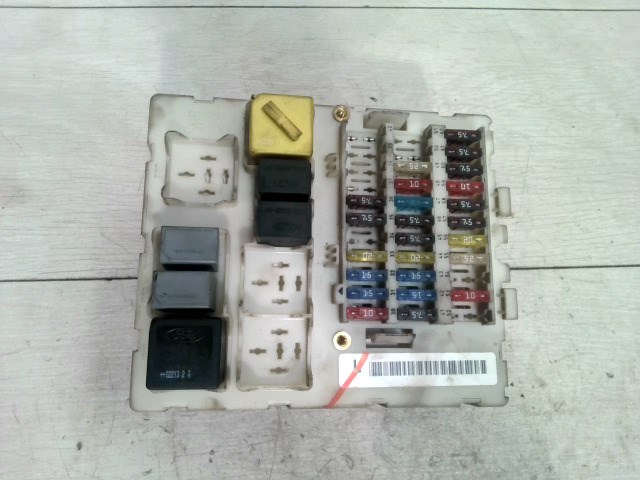 FORD FOCUS 98-04 Biztosítéktábla BCM BSI BSM SAM GEM modul Utastér 1. kép
