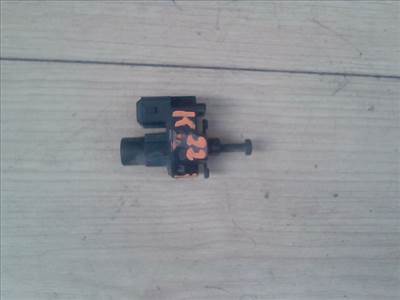 FORD MONDEO 96-00 Féklámpa pedál kapcsoló