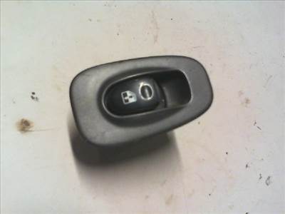 HYUNDAI ACCENT 00-03 JOBB HÁTSÓ ABLAKEMELŐ KAPCSOLÓ