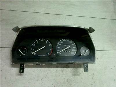 ROVER 200 Kilométeróra