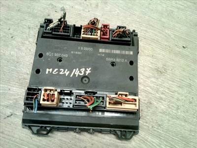 SKODA FABIA 99-07 Biztosítéktábla BCM BSI BSM SAM GEM modul 