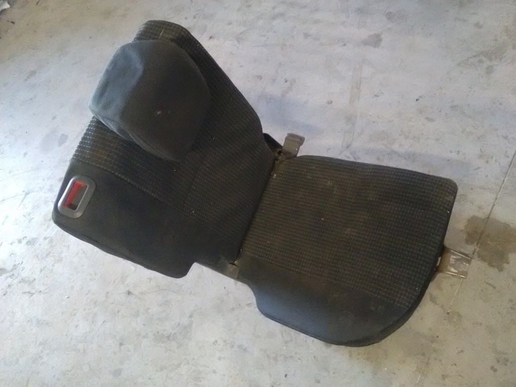 SUZUKI SWIFT 05-10 Jobb hátsó ülés 1. kép