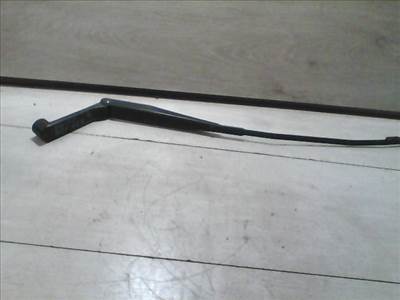 SUZUKI SWIFT 89-96 Ablaktörlő kar jobb első