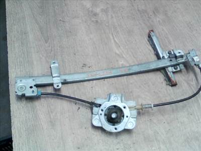 SUZUKI SWIFT 96-05 Jobb hátsó ablakemelő szerkezet mechanikus