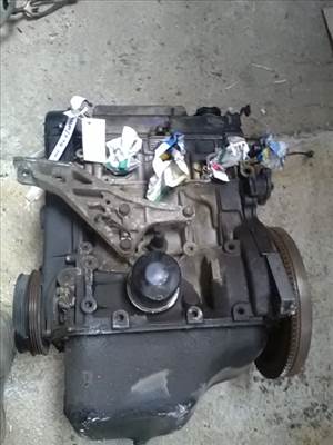 SUZUKI SWIFT 96-05 Motor. benzin fűzött blokk hengerfejjel