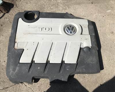 Volkswagen Passat B6 2,0 CR_ _motorburkolat 03l103925