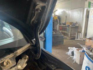 SUZUKI SWIFT III (MZ, EZ) Motorháztető Zsanér Pár