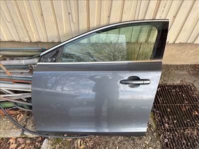 Volvo V40 Bal első ajtó 