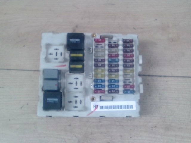 FORD FOCUS 98-04 Biztosítéktábla BCM BSI BSM SAM GEM modul Utastér 1. kép