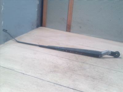 MAZDA DEMIO 98.08-00.05 Ablaktörlő kar jobb első