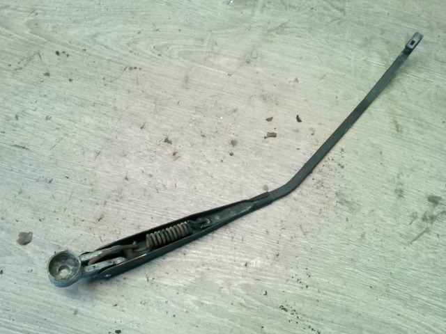 MAZDA MPV 99-05 Ablaktörlő kar hátsó 1. kép