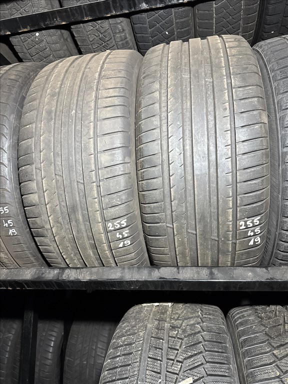 255/45 R19 Michelin Pilot Sport 4 100V l 7mm l 2db l DOT0522 1. kép