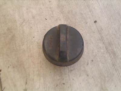 NISSAN PRIMERA P11 96.10-99.09 Tanksapka