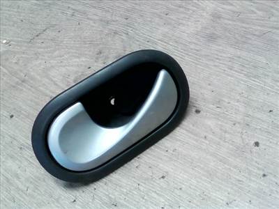 RENAULT Clio 2009.01.01-2012.10.31 Bal első belső kilincs