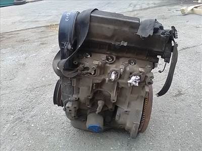 SUZUKI SWIFT 96-05 Motor. benzin fűzött blokk hengerfejjel
