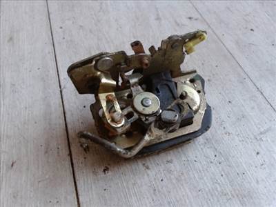 TOYOTA COROLLA 97.05-99.09 Bal hátsó ajtó zárszerkezet mechanikus