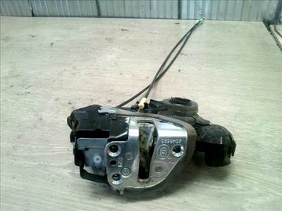 TOYOTA IQ 2009.01.01- Jobb első ajtó zárszerkezet központizáras