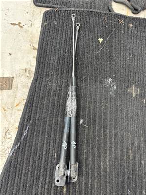 Seat León II csomagtérajtó teleszkóp 1p9827550