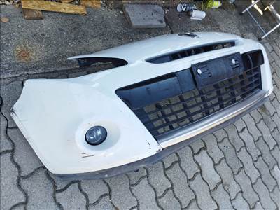 Renault Clio III első lökhárító kompletten eladó 