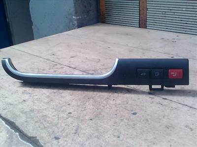 AUDI A8 2003.01.01-2010.02.28 Csomagtérajtó nyitó kapcsoló